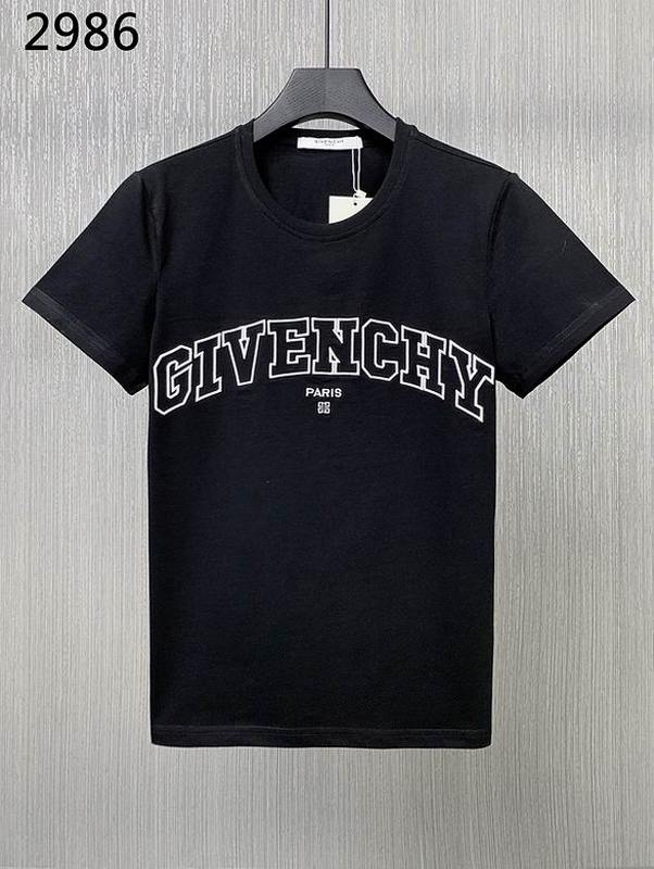 GIVENCHY Men's T-shirts 302